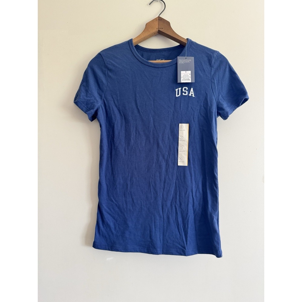 Universal Thread Women's Shirt Patriotic Flag USA New With Tags Size Small